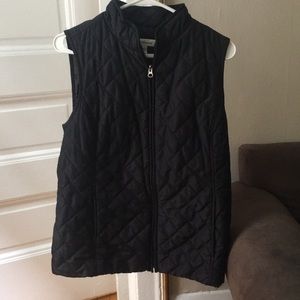 Fall puffy zip-up vest